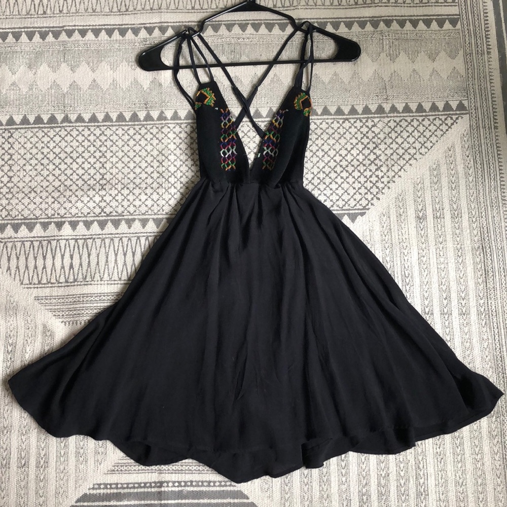 For love and lemons cute v neck dress